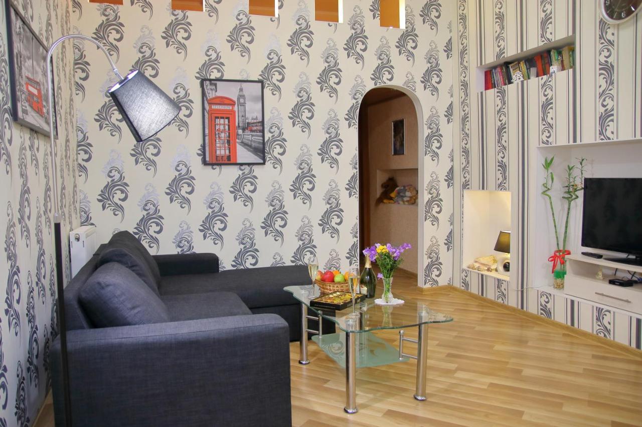Apartment on Pushkinskaya 16 Oldenburg Bagian luar foto